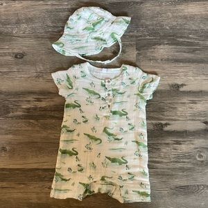 Cotton onesie & hat